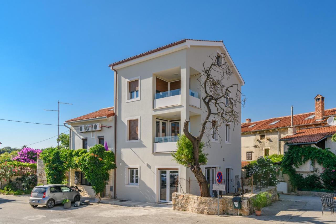 Ma Premantura Luxury Apartments Ferienwohnung Unterkunft - Premantura Pula Istria エクステリア 写真